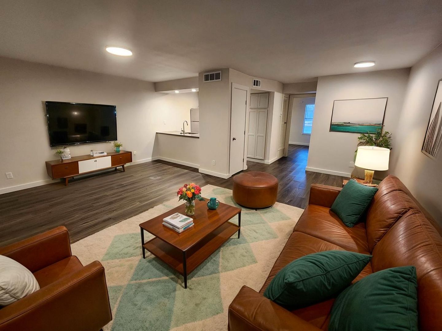 Austin Apartment: 2202 W. North Loop Blvd.