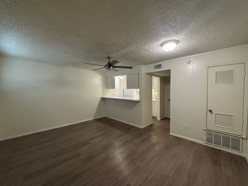 1 Bed 1 Bath Rental at 2919 West Ave., #408, Austin, TX – photo 1