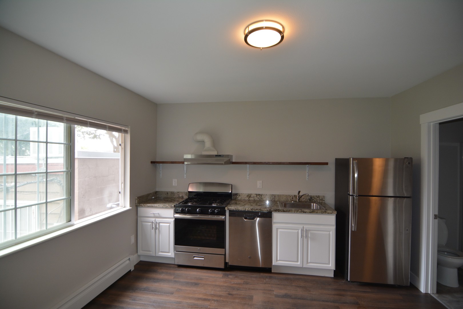 Seattle Apartment: 3013-3011 Beacon Ave S