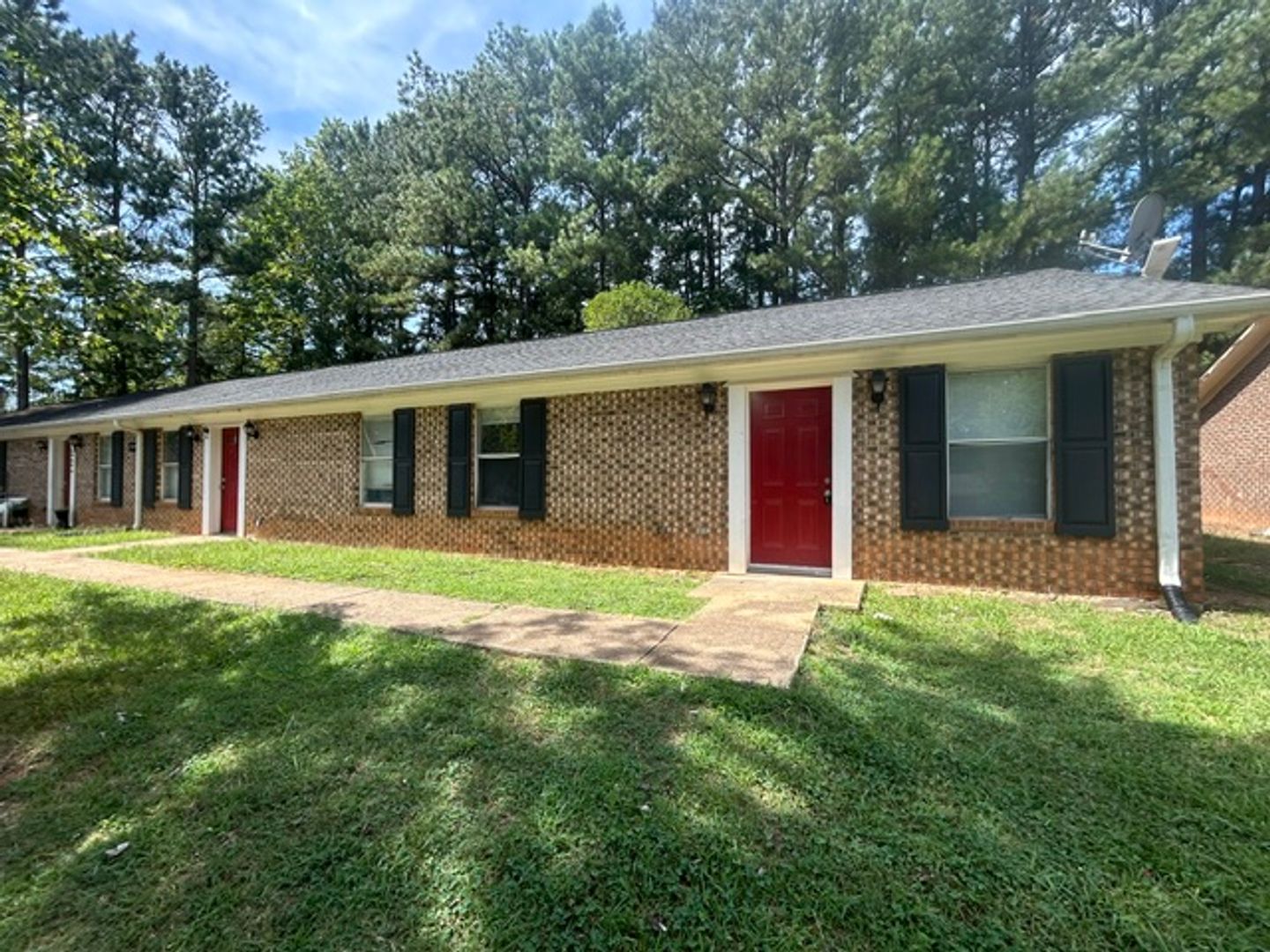 Raleigh Apartment: 1909 Peach Creek Rd