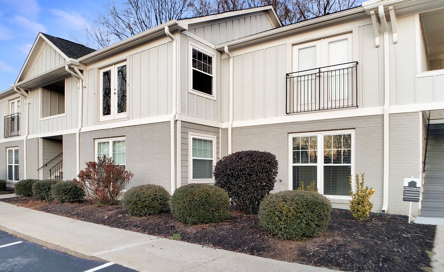 Raleigh Apartment: 102 N. State Street