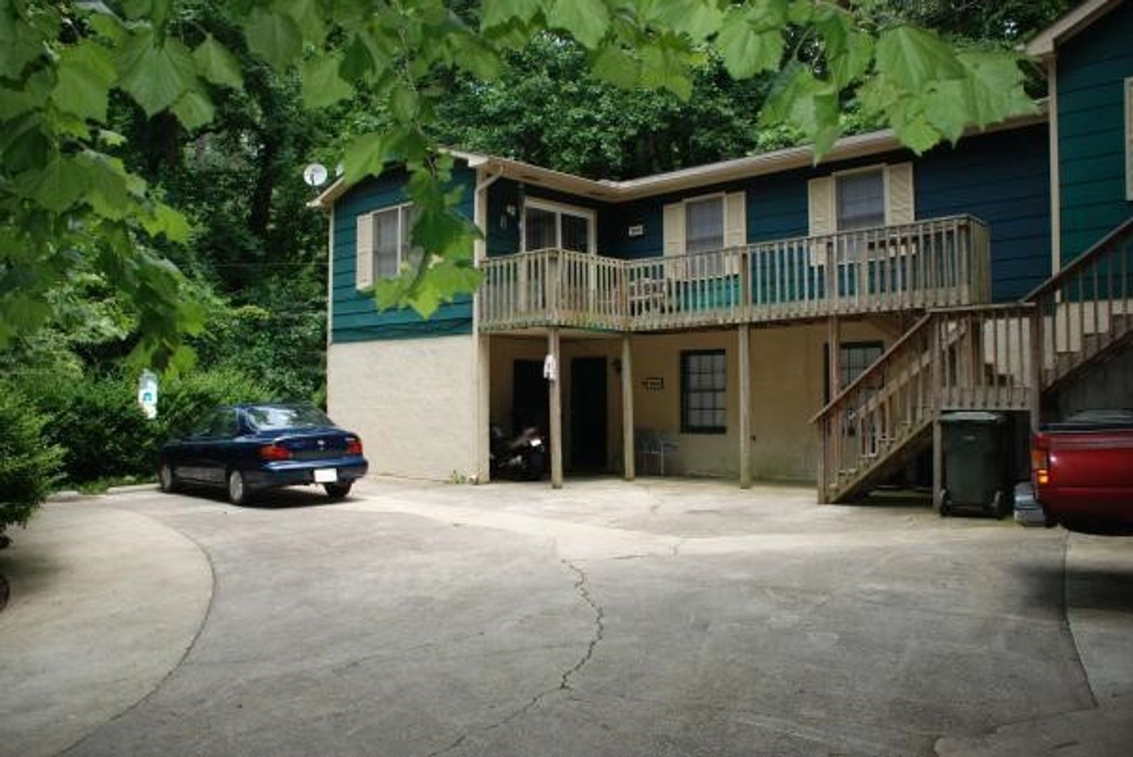 Raleigh Apartment: 1223-1227 Carlton Ave