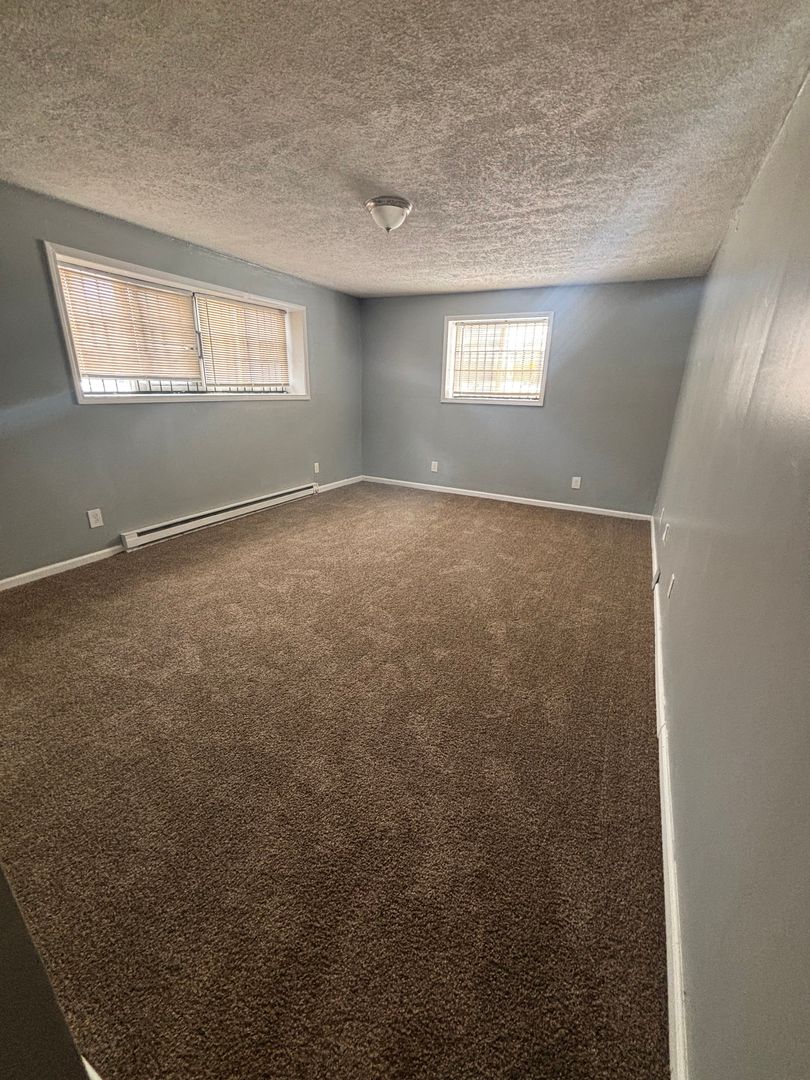 Cleveland Apartment: 14520 MILVERTON  102