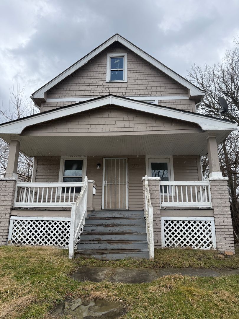 Cleveland House: 3375 E 145th St