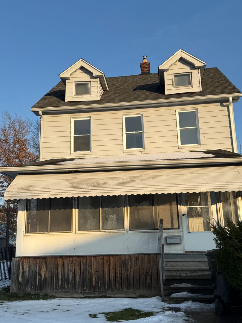 Cleveland House: 3223 E 121