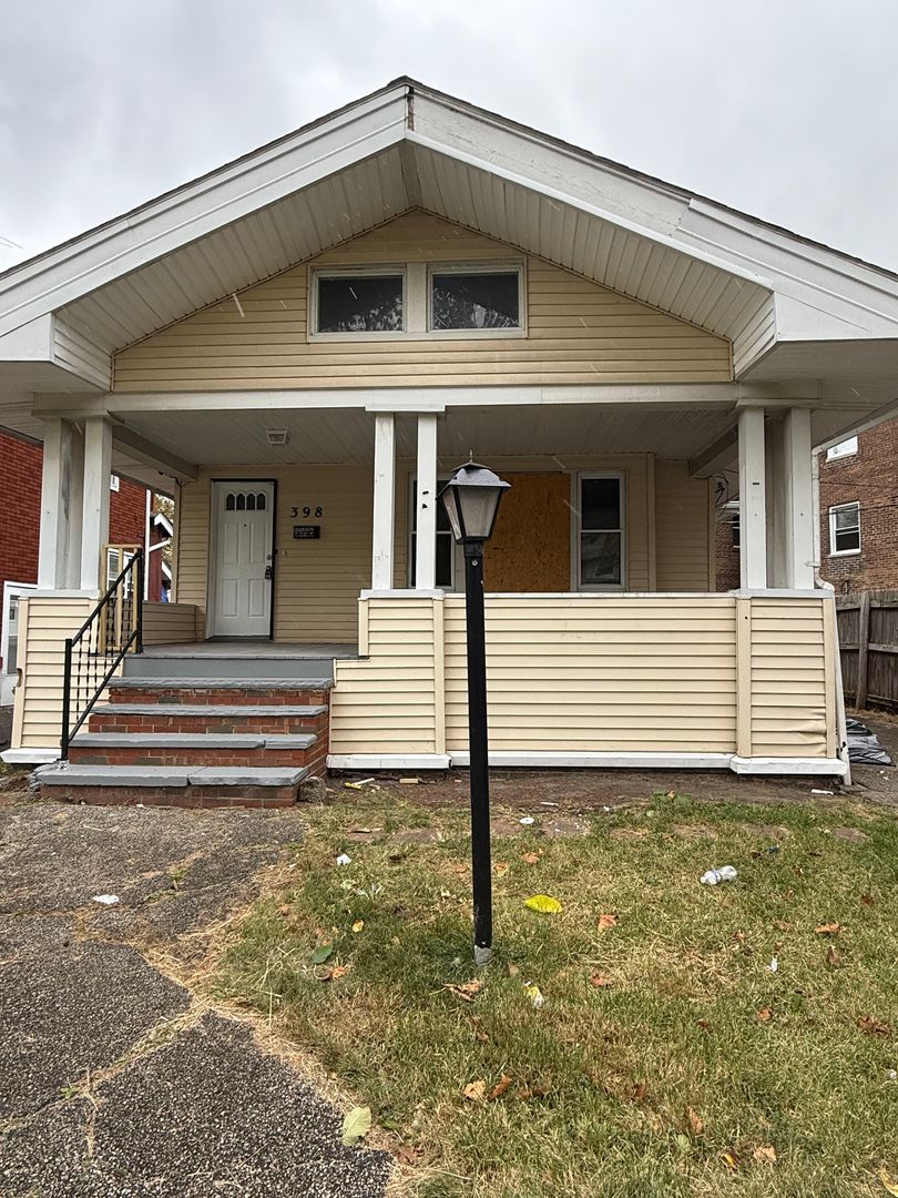 Cleveland House: 398 E 147th St