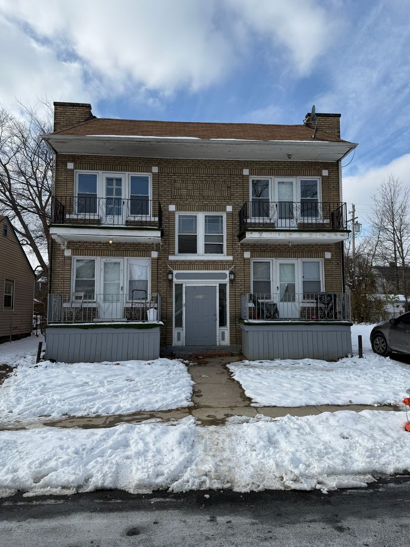 Cleveland Apartment: 3390 E 143rd St