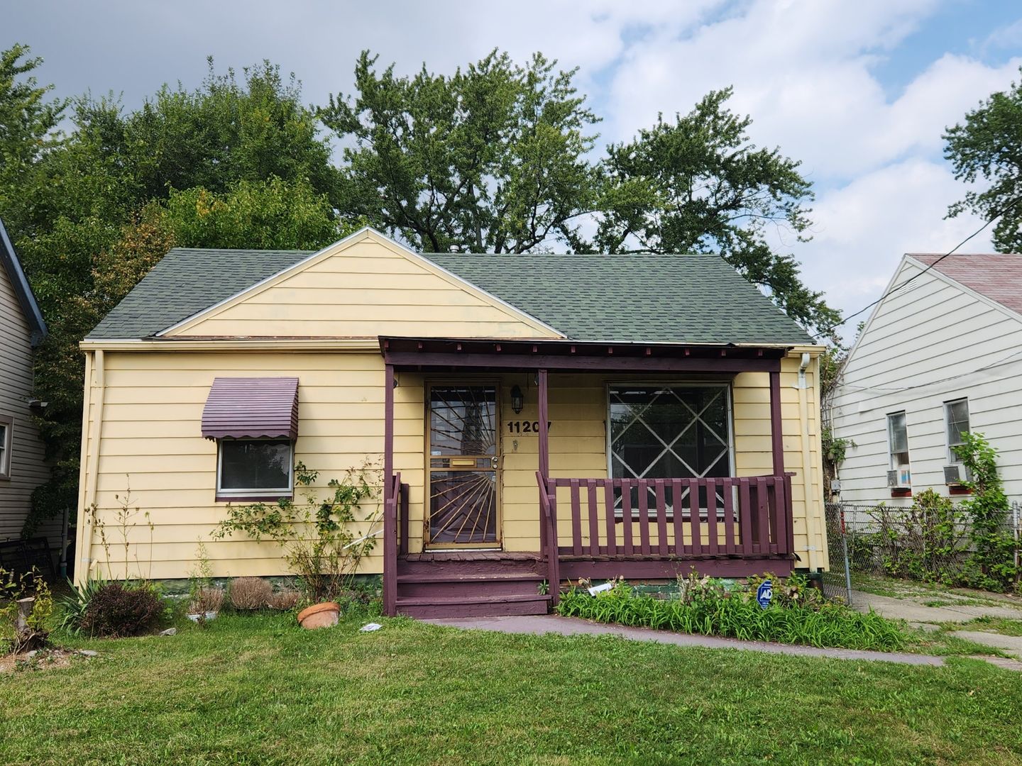Cleveland House: 11207 Avon Ave