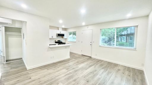 Fully Renovated 1BD/1BA Corner Unit Walkable to Downtown Walnut Creek! – photo 1
