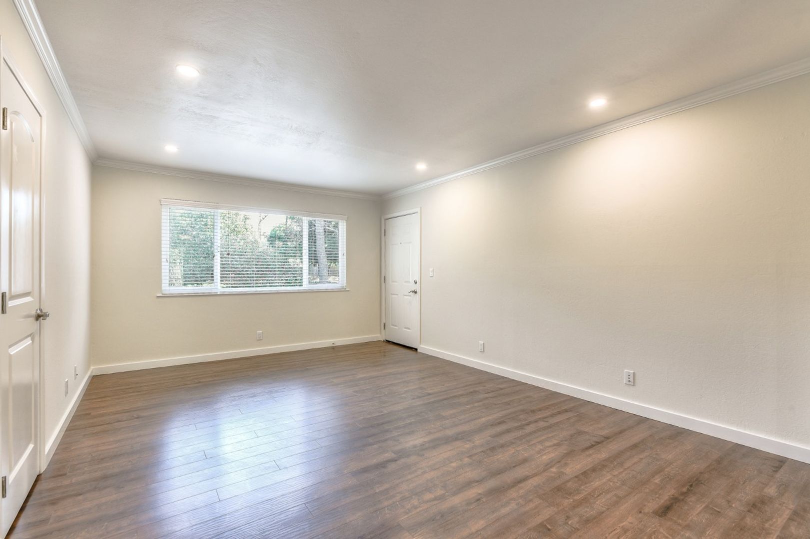 Mountain View Apartment: 23 Mercy Street