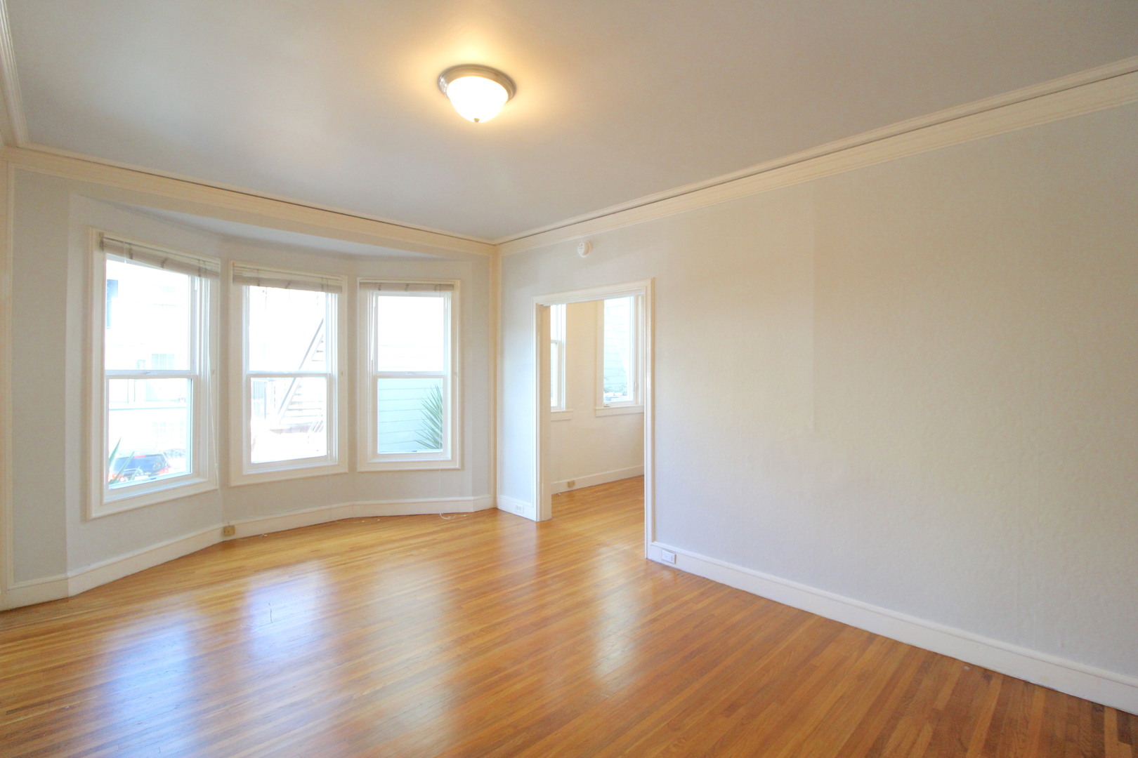 San Francisco Apartment: 3325 Steiner Street