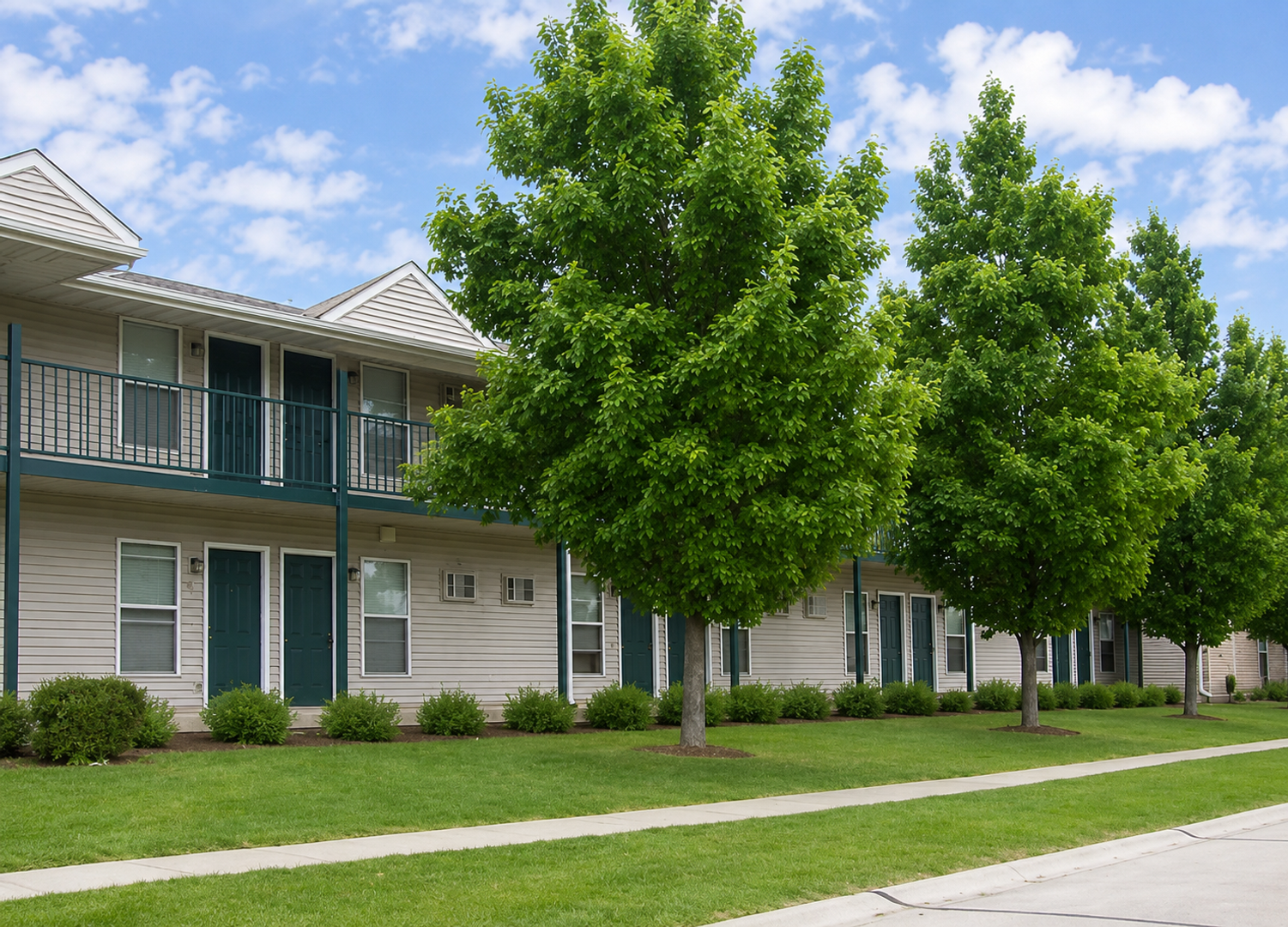 Savoy Apartment: 1206 Wesley Ave