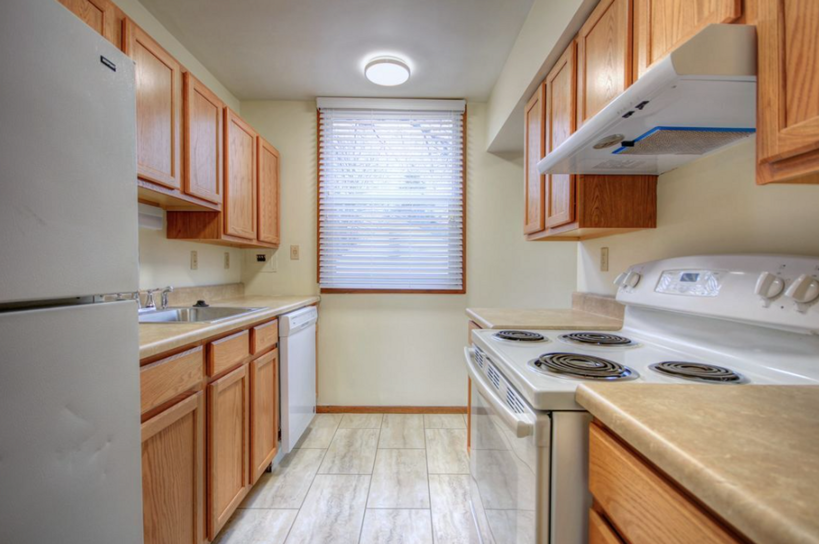 Champaign Apartment: 508 S Mattis Ave