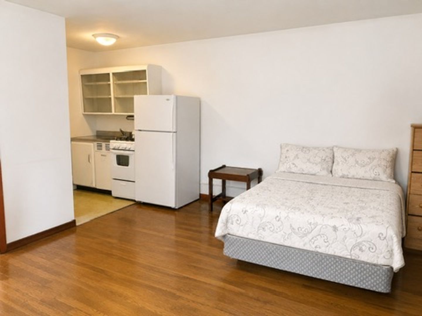 Champaign Apartment: 907 S Second St