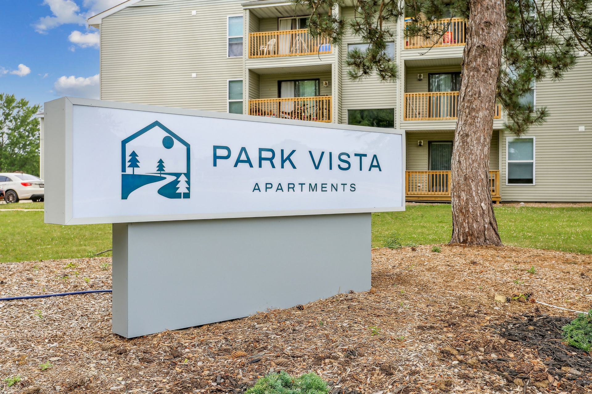 Champaign Apartment: 2403 Highview Ct