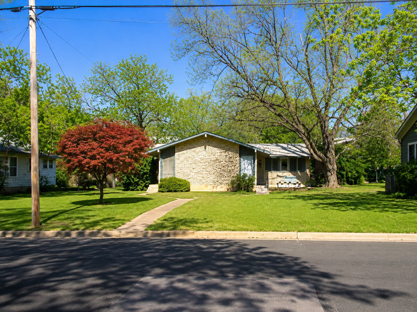 Austin Apartment: 4812 Ave H
