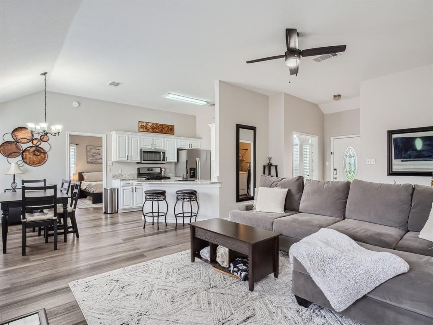 Round Rock House: 1813 Southeastern Trail