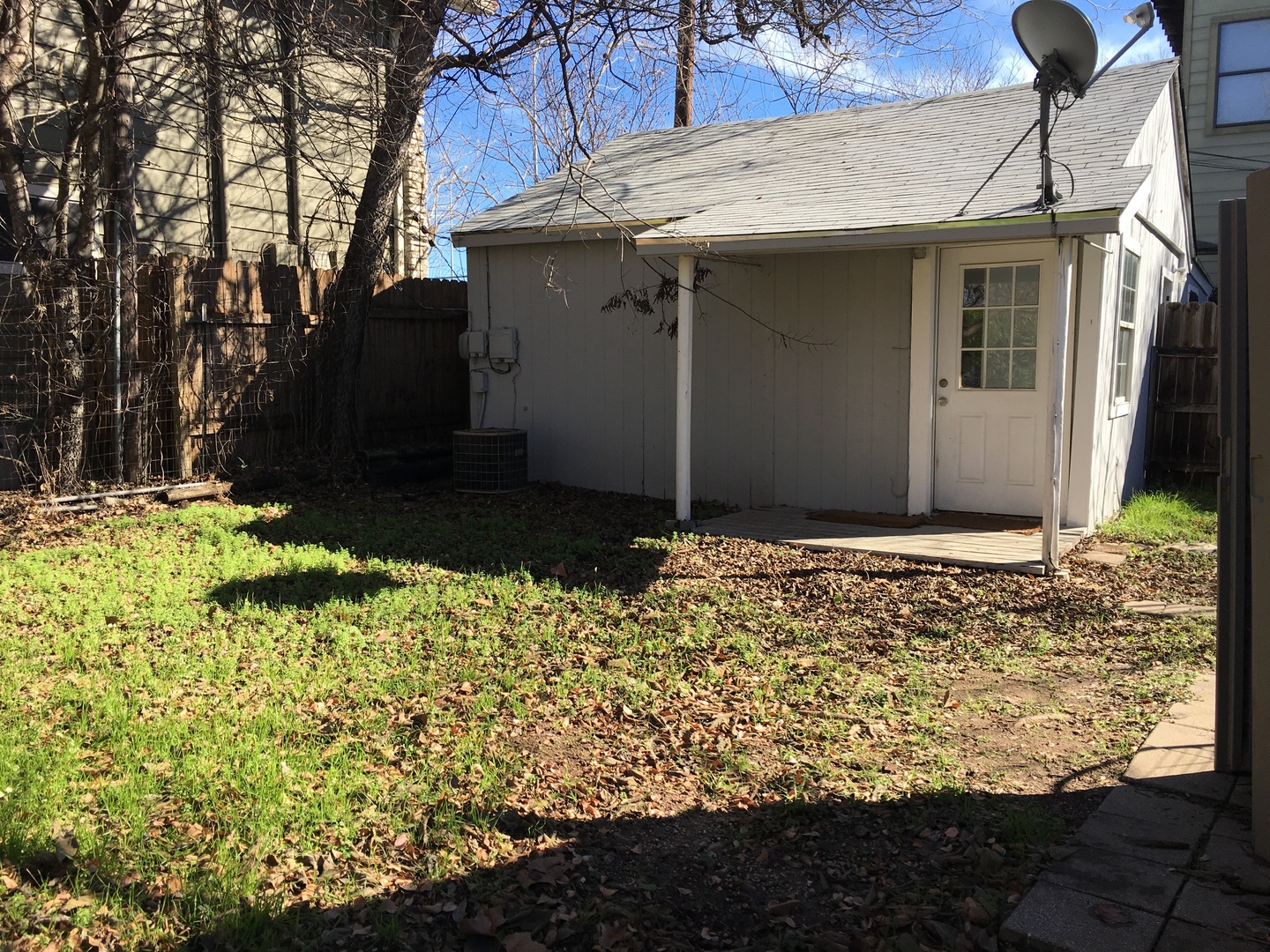 Austin Apartment: 1036 E 43rd St