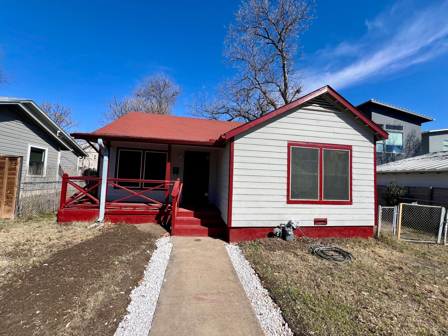 Austin House: 502 Zennia St