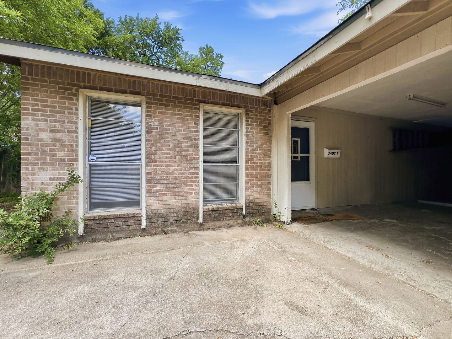 Austin Apartment: 3402 South Oak