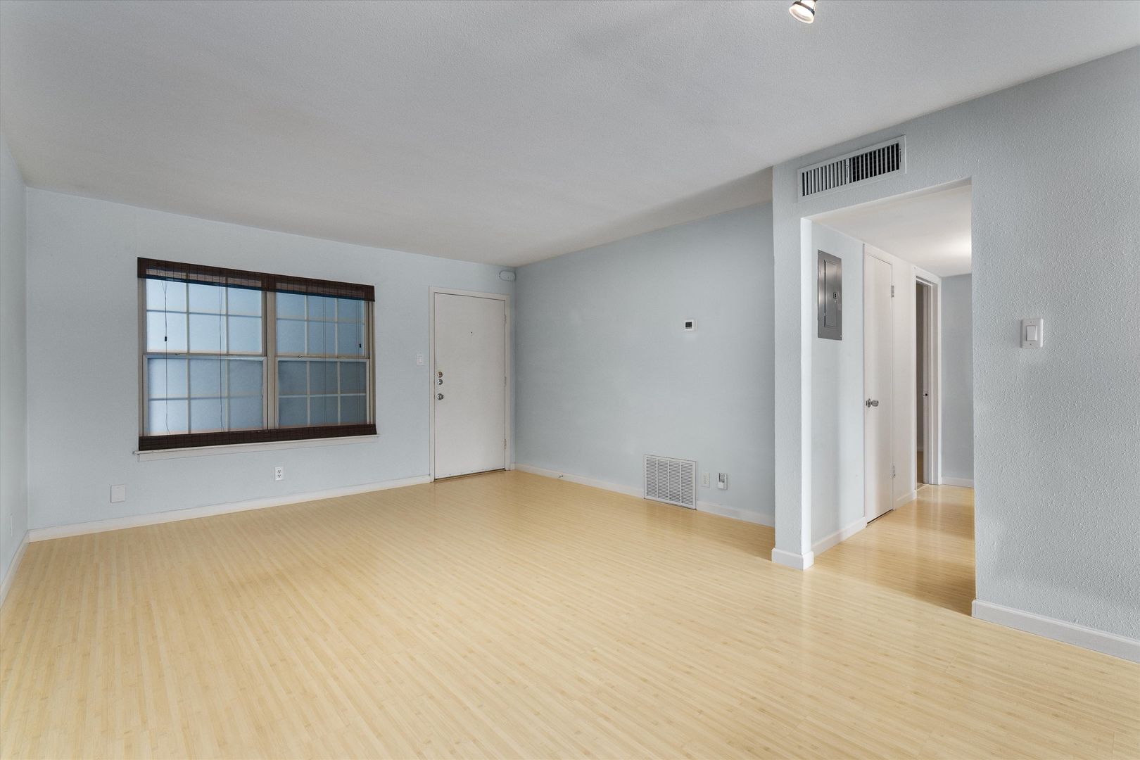 Austin Condo: 300 Crockett St