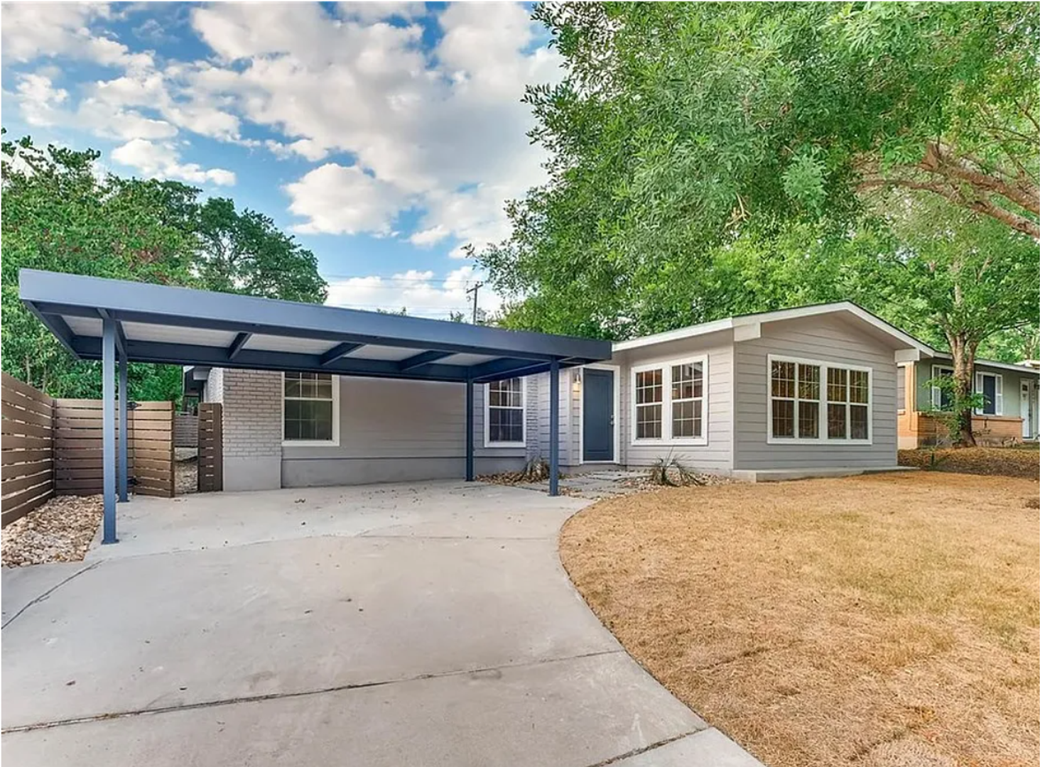 Austin House: 6804 Dubuque Lane