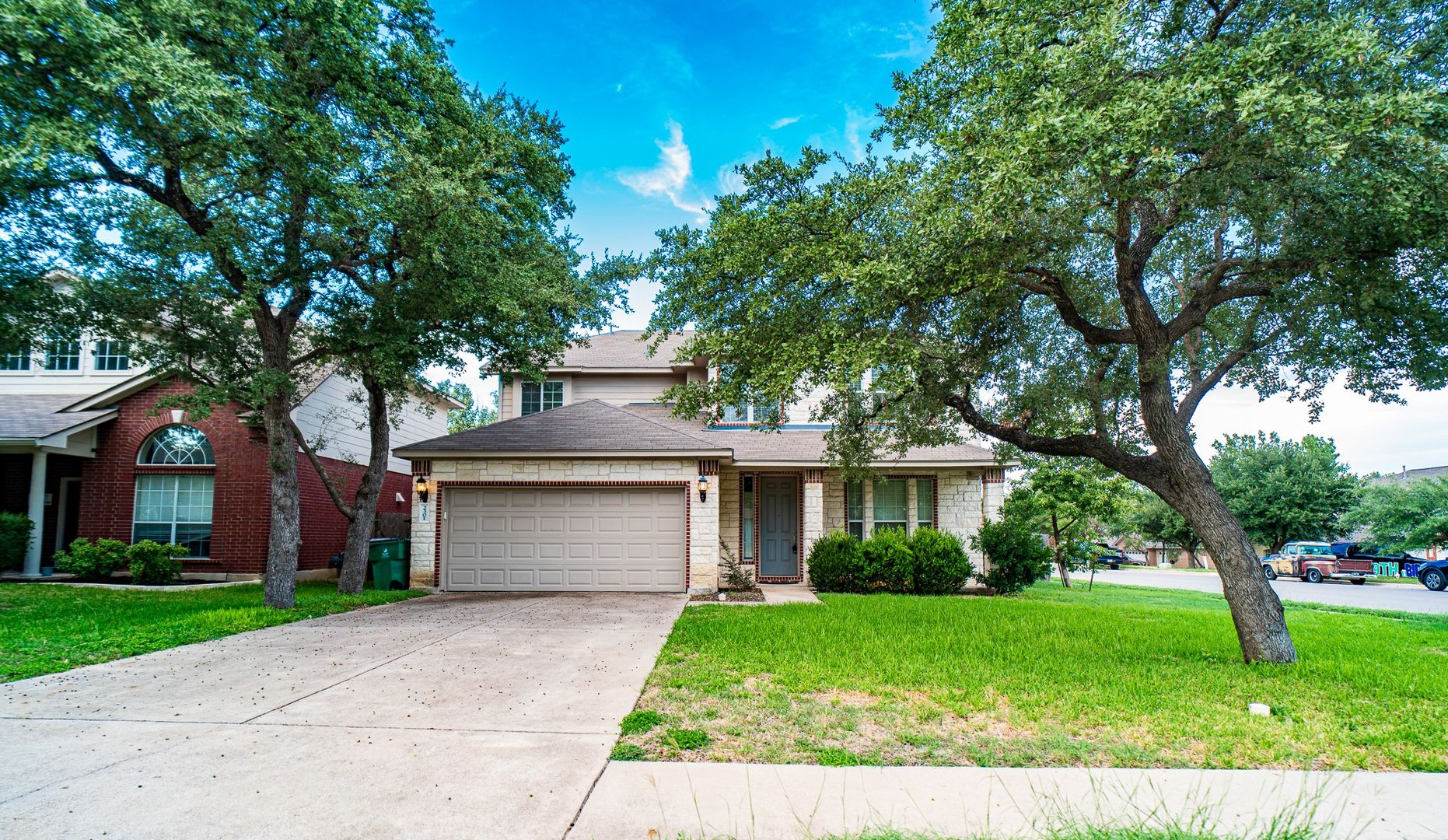 Cedar Park House: 2301 Giddens Drive