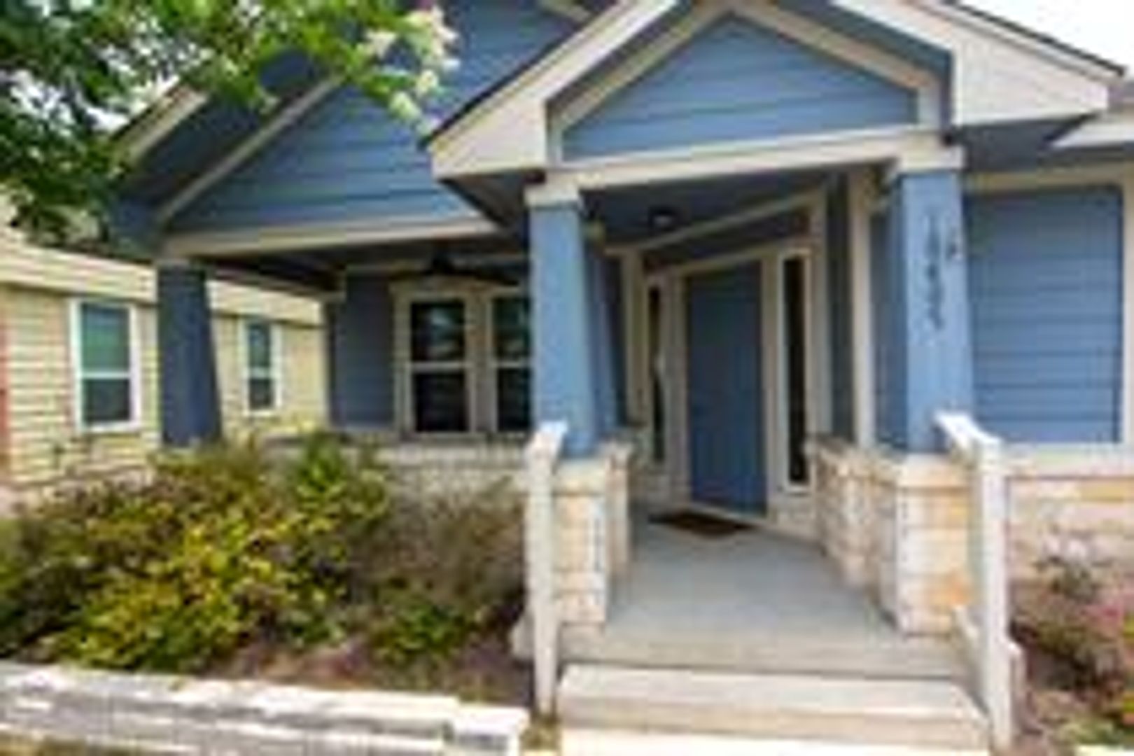 Pflugerville House: 18405 Tallgrass Prairie Drive