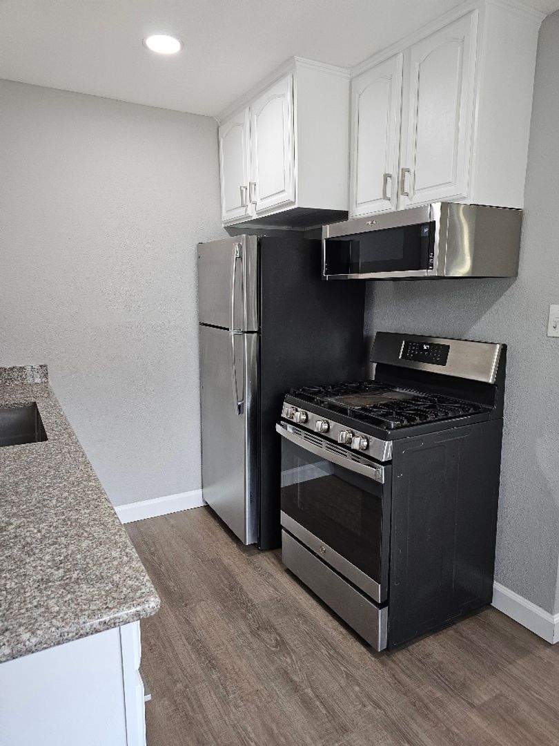 Concord Apartment: 1981 Bonifacio Street