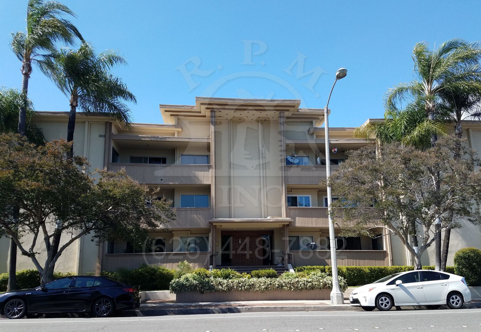 Pasadena House: 1299 Cordova St