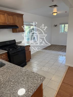 Charming Upstairs Apartment in Alhambra, CA – photo 1