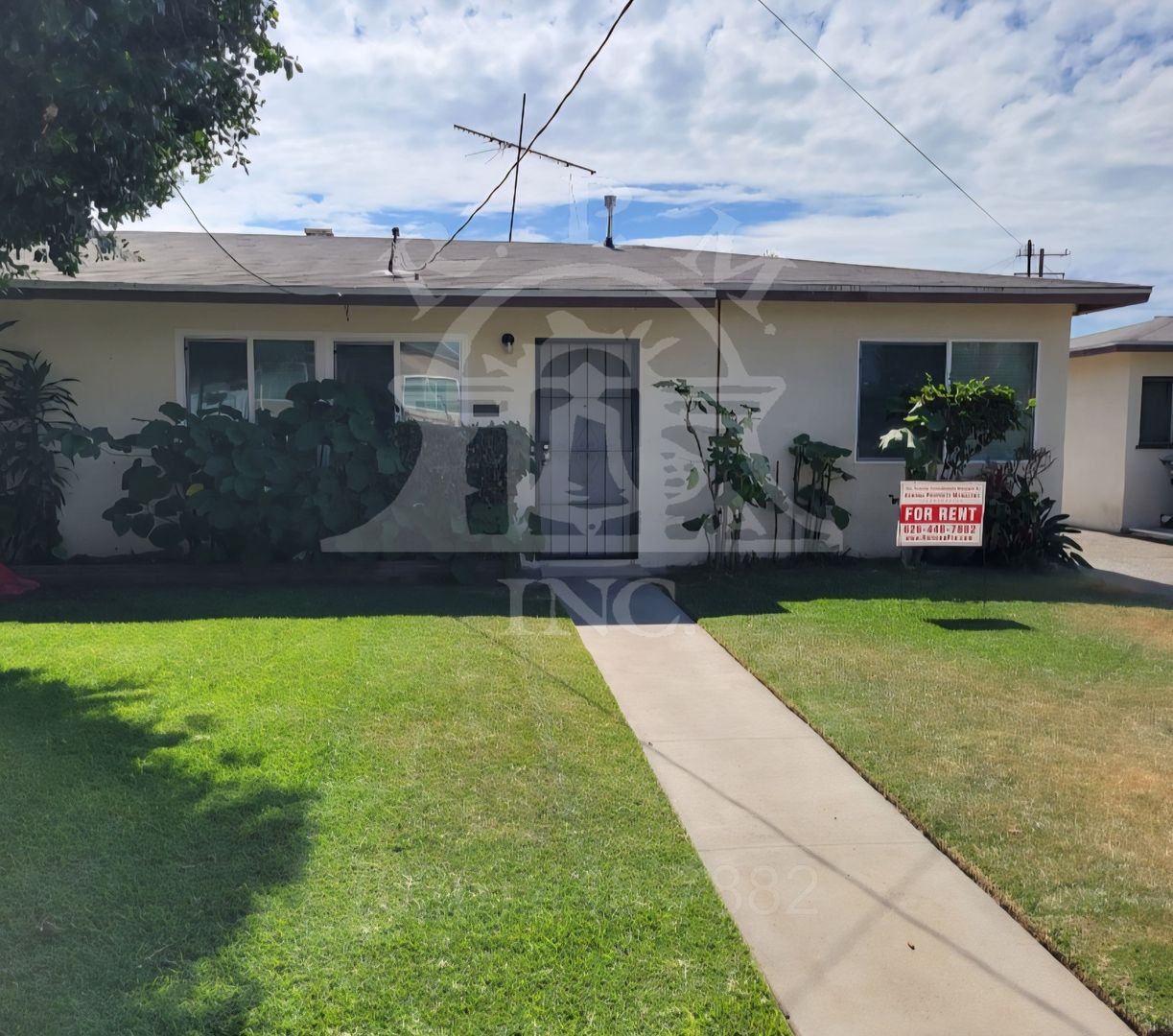 El Monte Apartment: 11238-11246 Forest Grove St