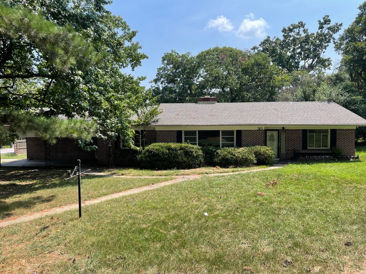 Fort Smith House: 30 Haven Hill Cir