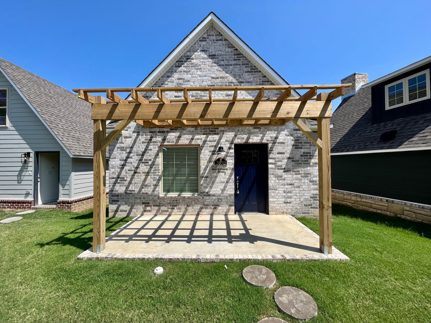 Fayetteville House: 3850 W Somerville