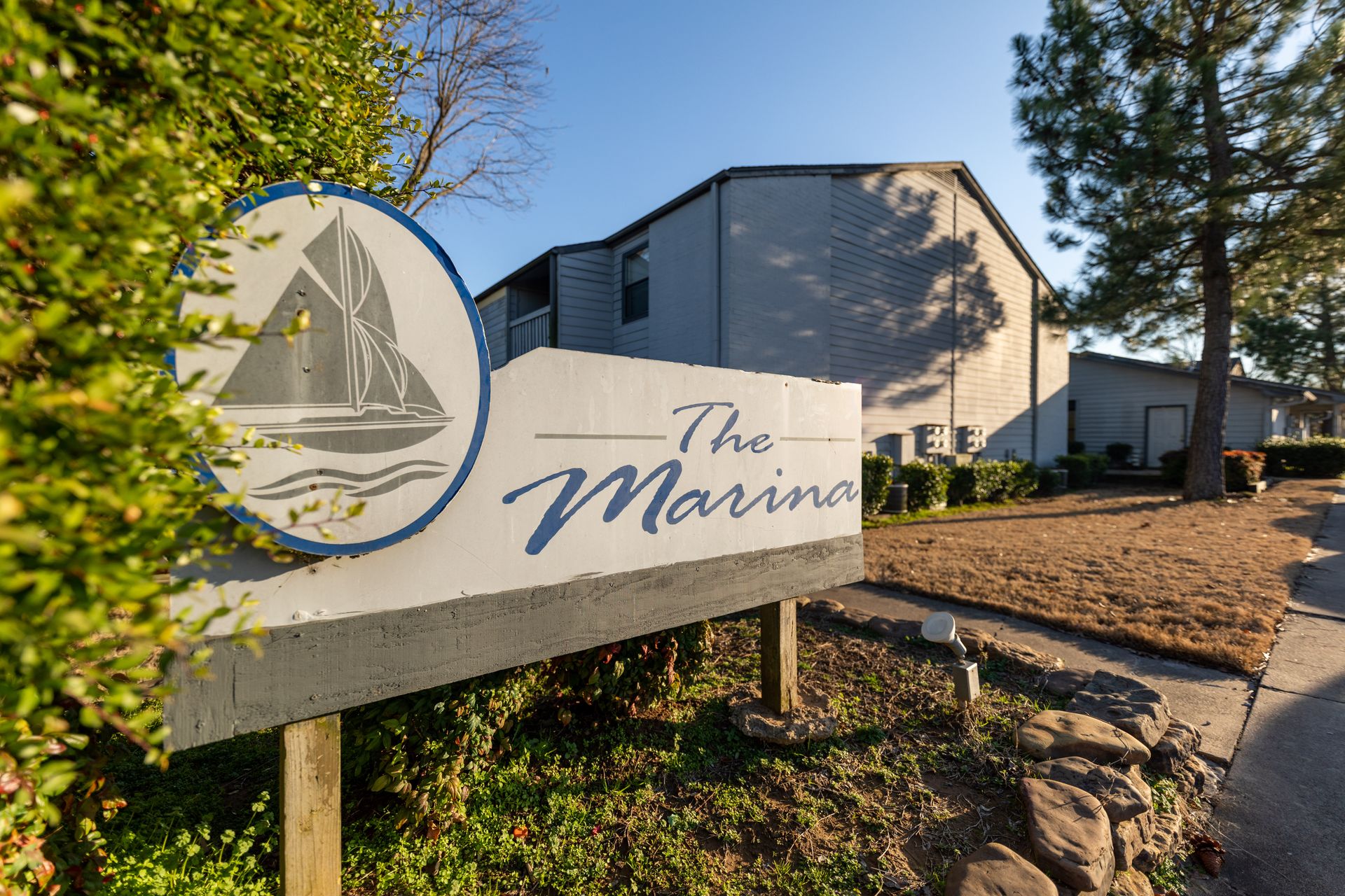 Fort Smith Apartment: 10810 Old Harbor Road