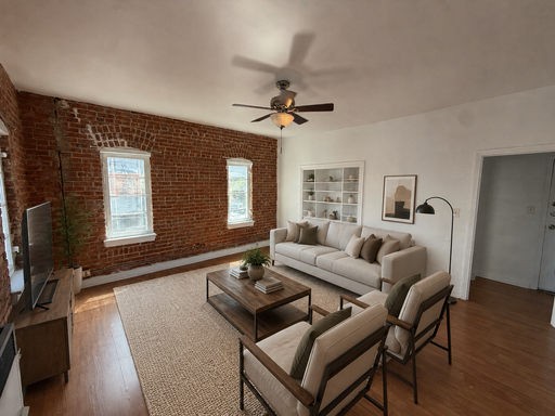 SPACIOUS ONE BEDROOM ONE BATH LOCATED IN RAMPART VILLAGE – photo 1