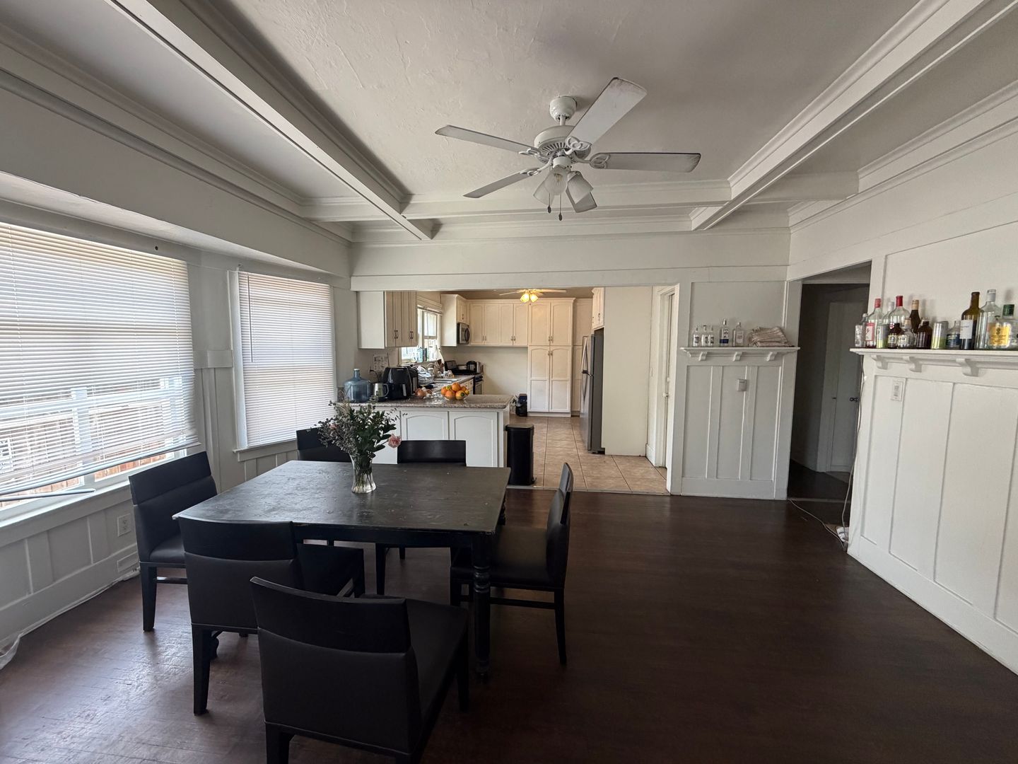 Los Angeles Apartment: 1378-1380 W 30th Street