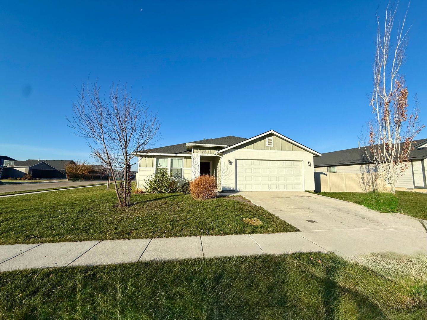 Nampa House: 17655 Newdale Street