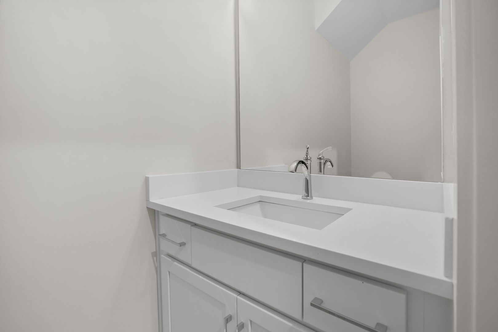 520 Paragon Mills Unit B, Nashville, TN 37211 7 of 12