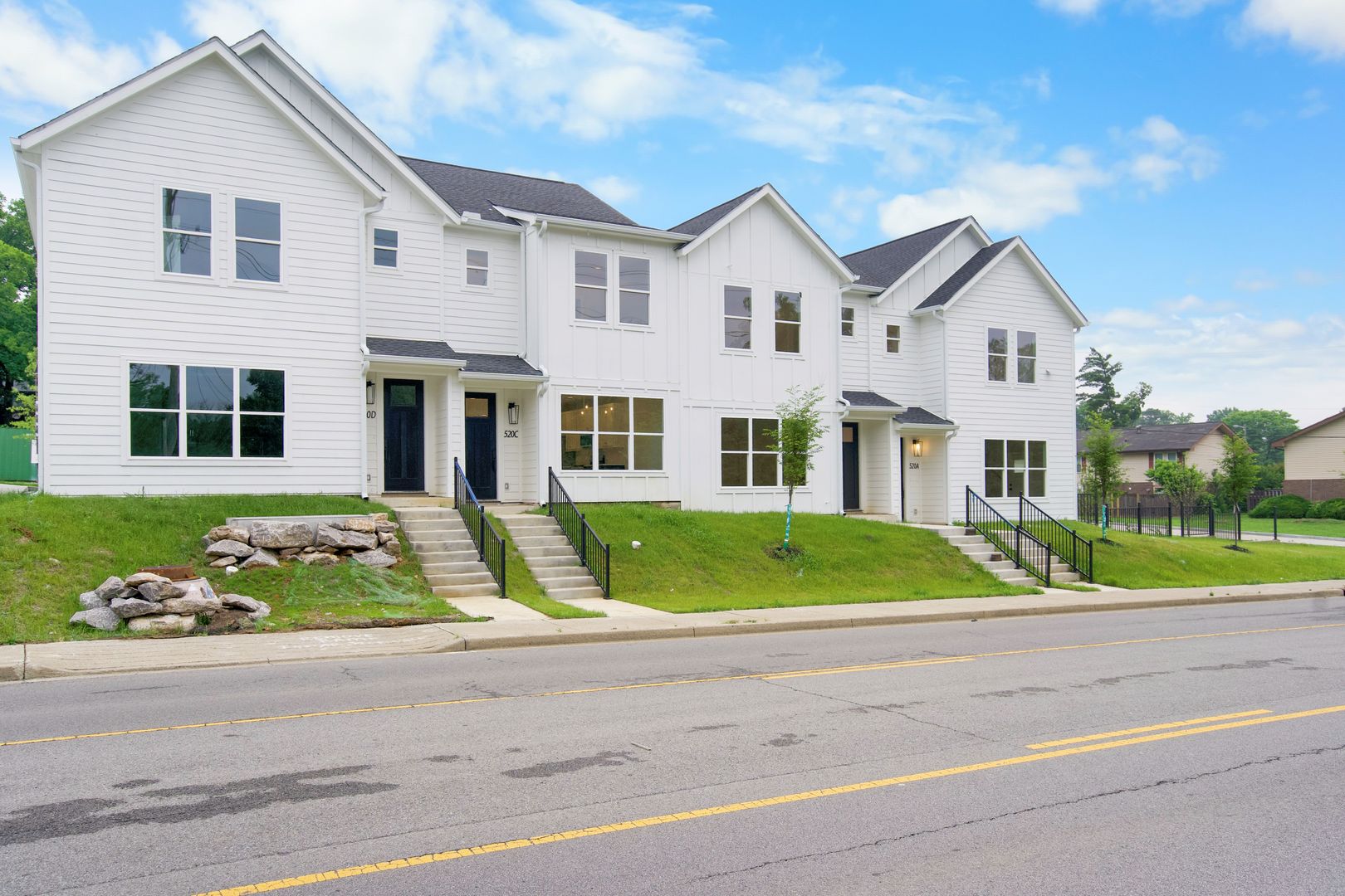 520 Paragon Mills Unit B, Nashville, TN 37211 3 of 12