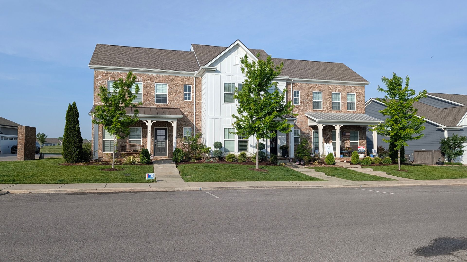 Spring Hill House: 531 Farmstead Lane