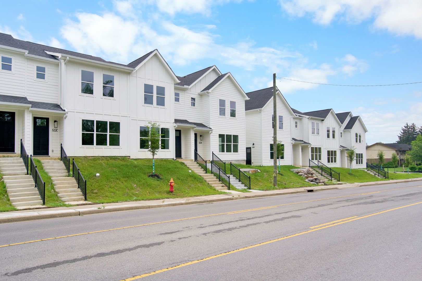 520 Paragon Mills Unit B, Nashville, TN 37211 1 of 12