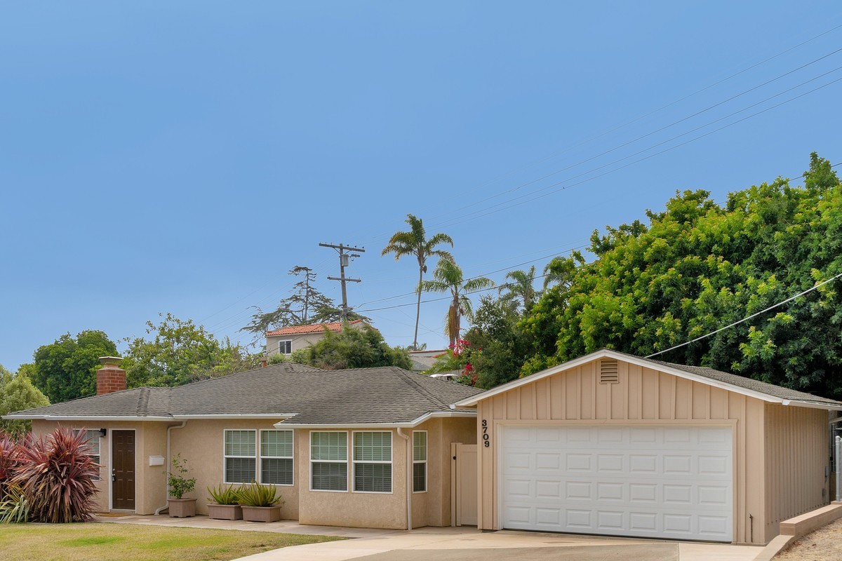 San Diego House: 3709 Oleander Drive