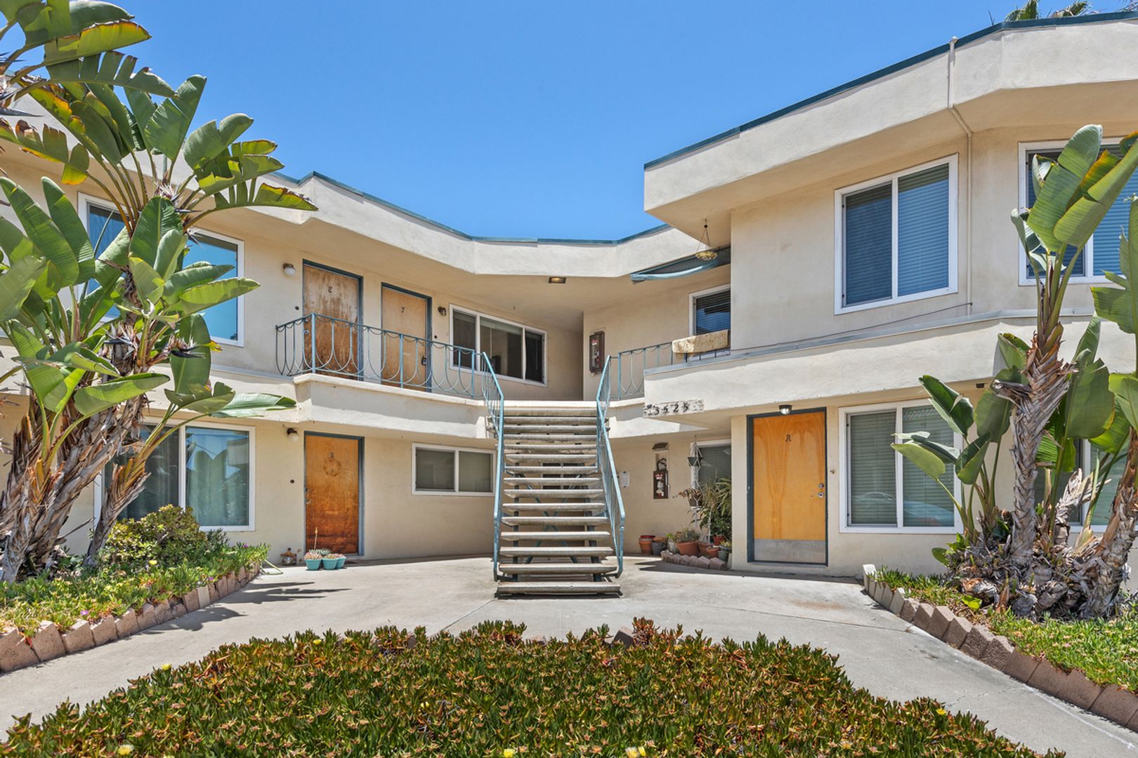 SAN DIEGO Apartment: 3525 REYNARD WAY