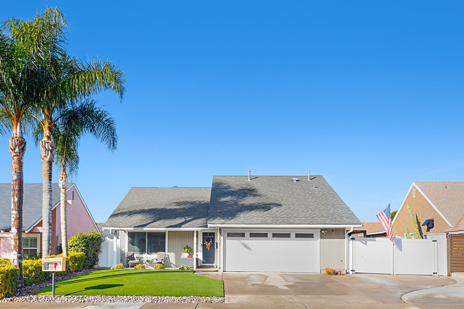 Lakeside House: 10030 Los Ranchitos Rd