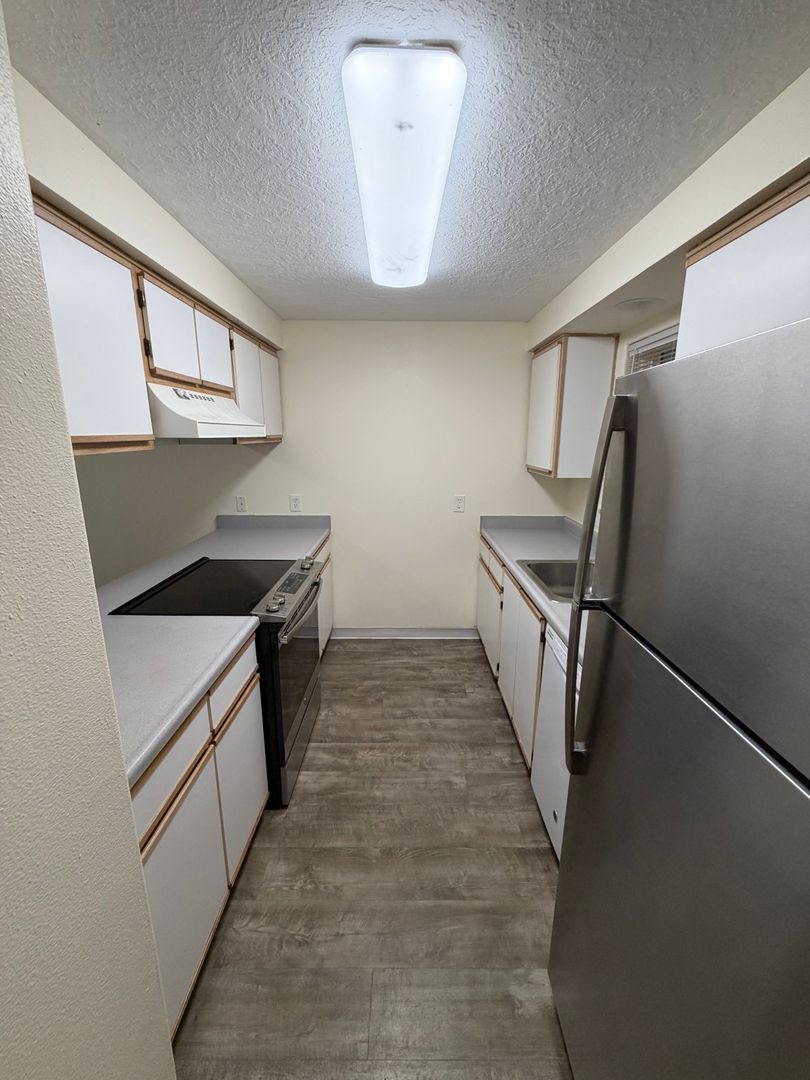 Seaside Apartment: 2160 Lewis & Clark Rd
