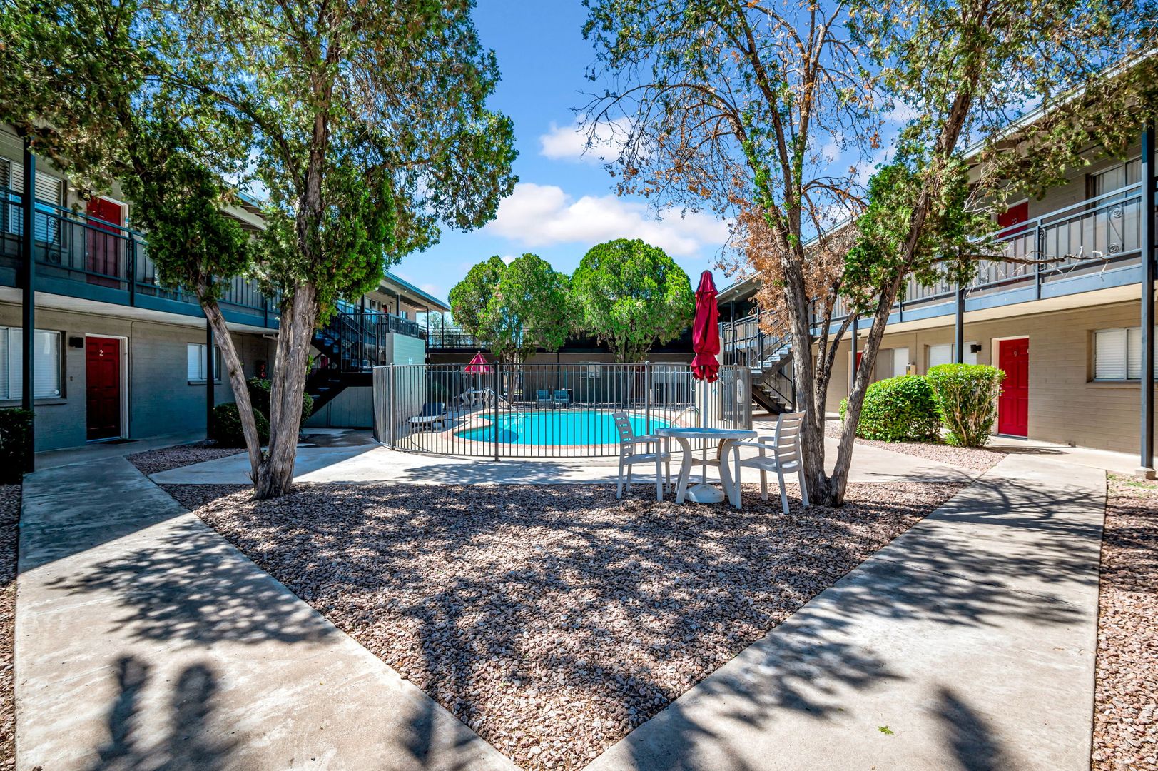 Pool at RandDLiving on Irving (6 of 6)