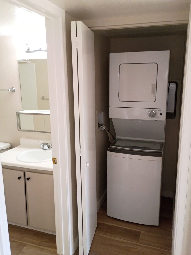 Laundry room at Papago Fairways (2 of 3)