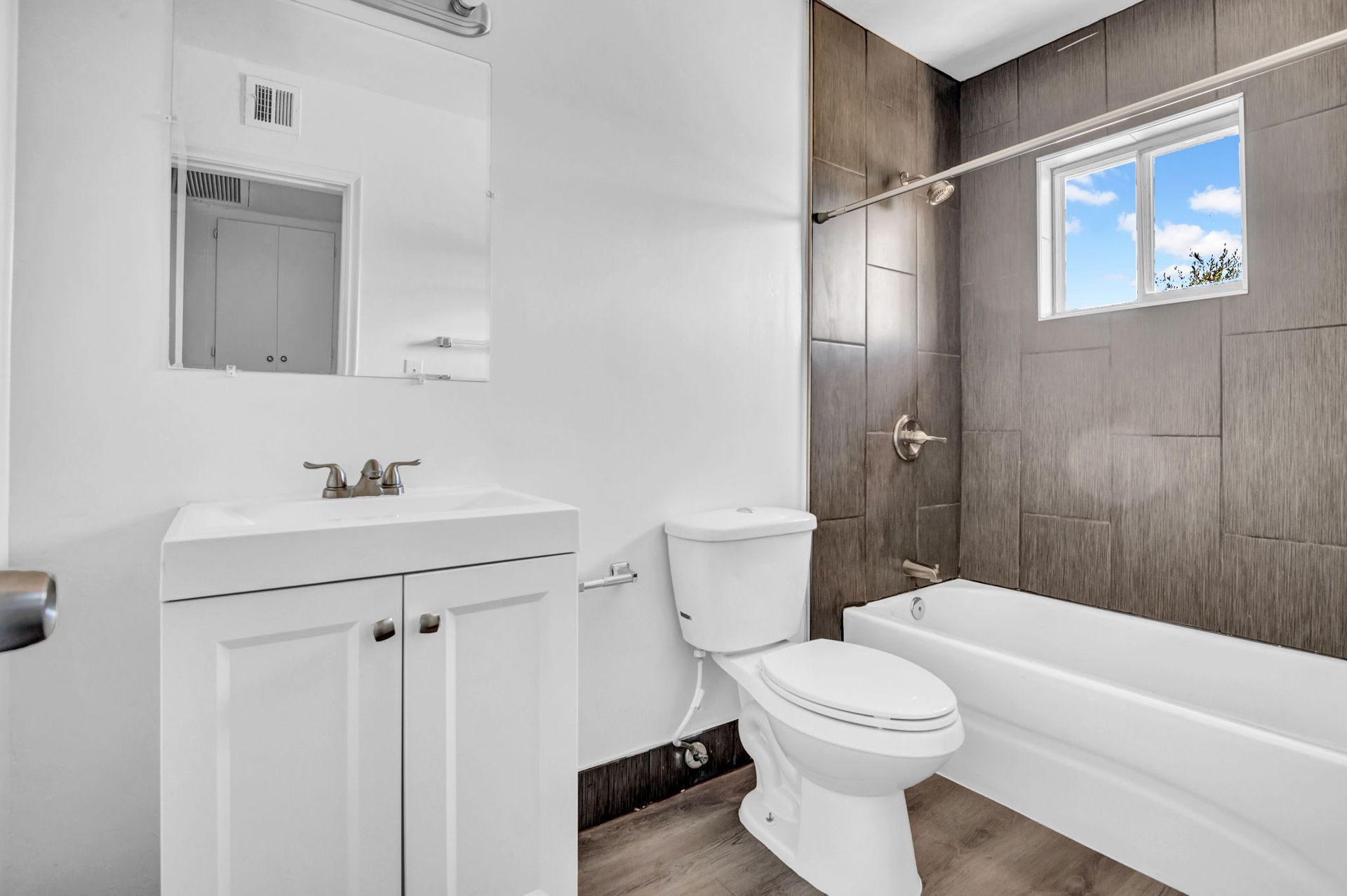 RandDLiving on Irving 11 of 12