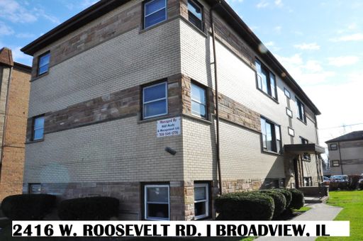 Spacious 1 Bedroom Garden Apt W/ Heat and Parking Included - Broadview